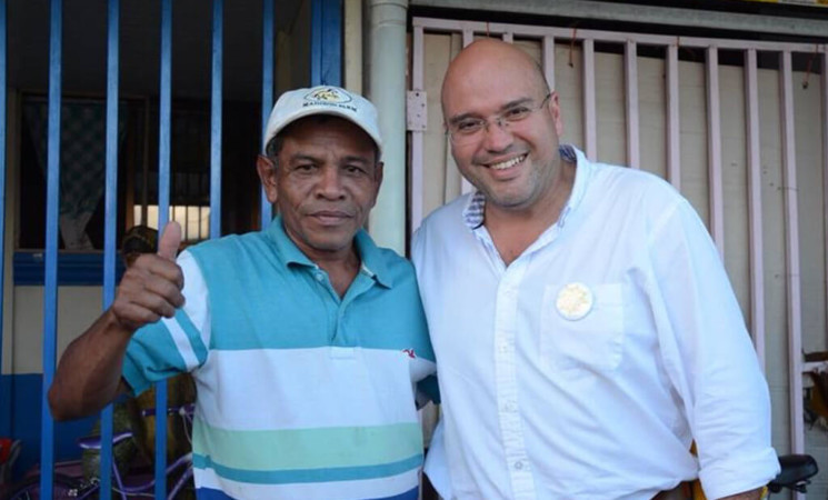 Edgardo Araya visitó zona norte del país
