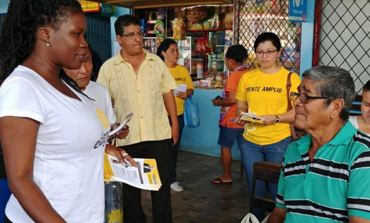 Laura Hall comparte en Guanacaste proyecto político del FA